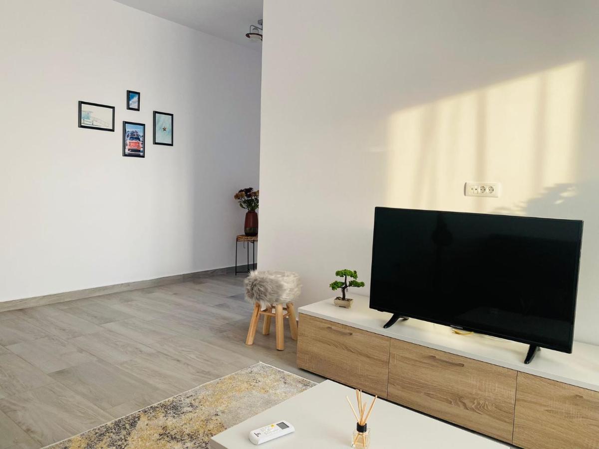 Soho Apartment - City View With Rooftop Garden Bucureşti Eksteriør bilde