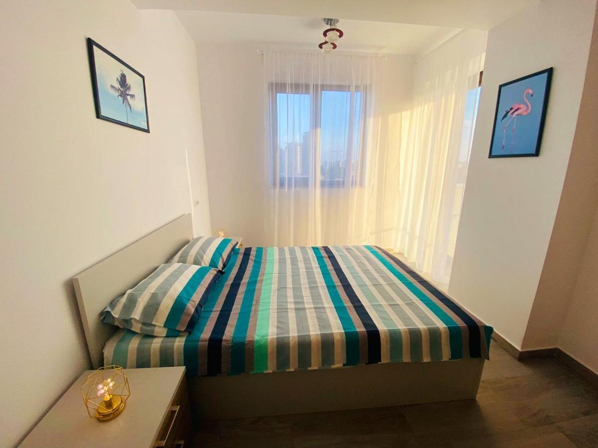 Soho Apartment - City View With Rooftop Garden Bucureşti Eksteriør bilde