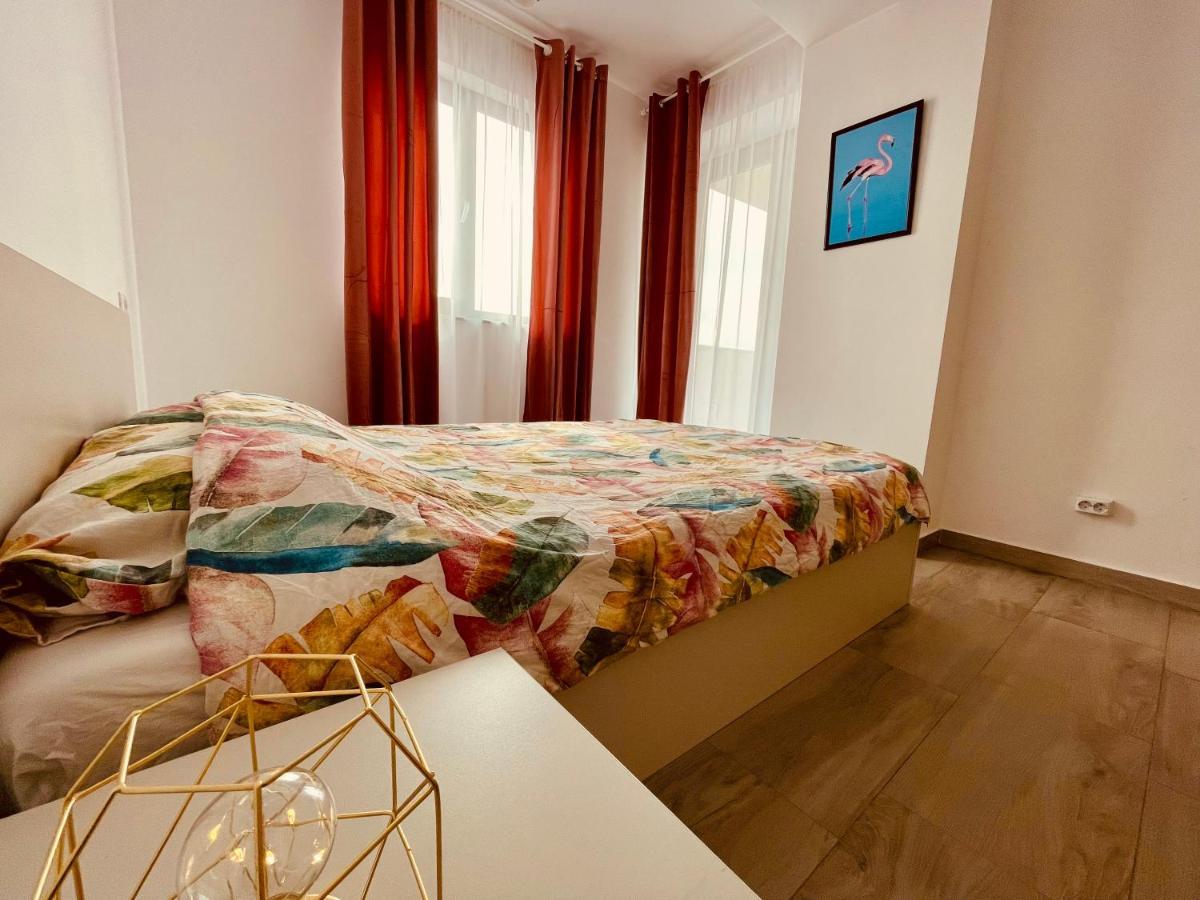 Soho Apartment - City View With Rooftop Garden Bucureşti Eksteriør bilde